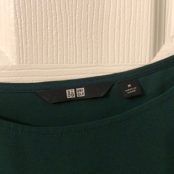 Uniqlo camisole - Picture 2 of 3